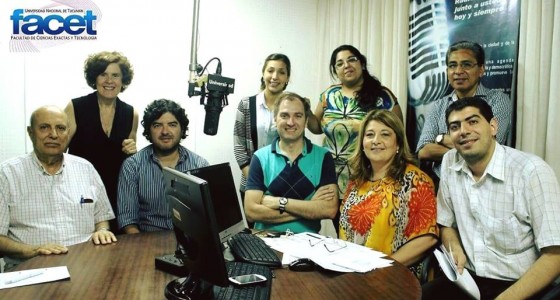 Programa de Radio "Exactas para Todos" con la conducción de Lía Torres Auad y Jorge Namour