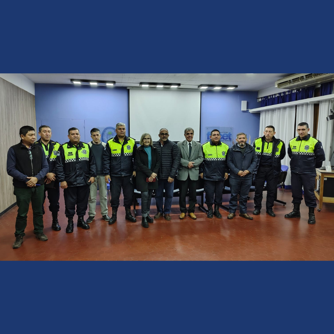 Reunión con Personal Policial en el Centro Herrera