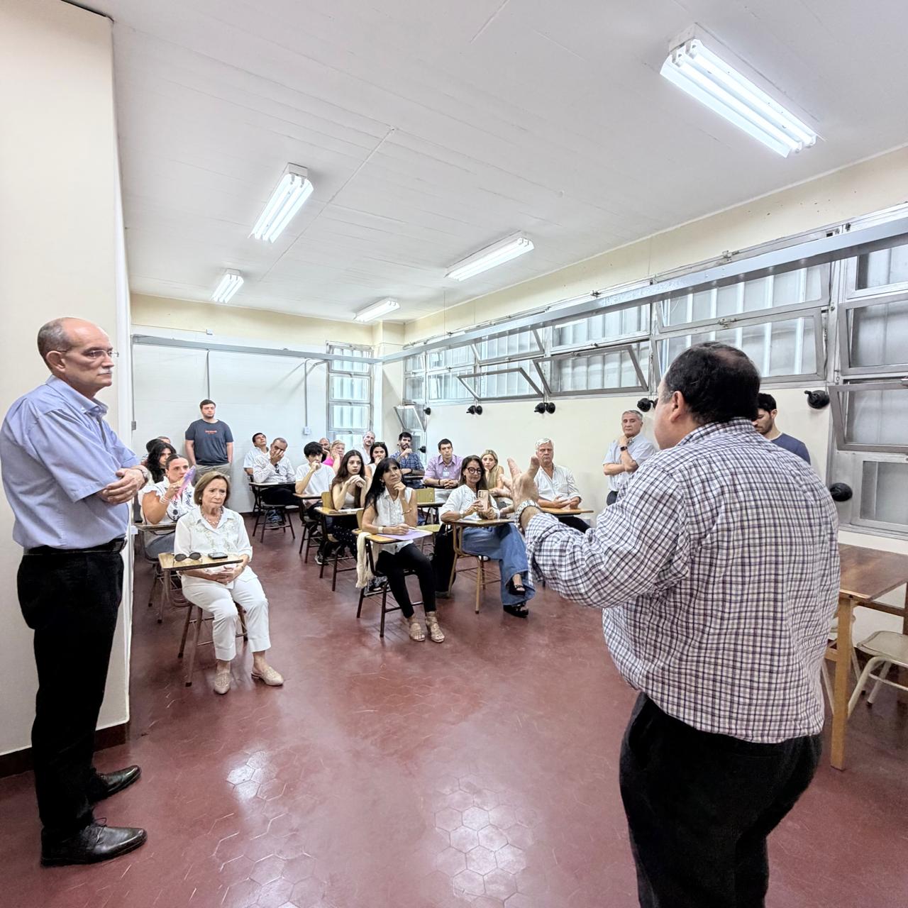 La FACET inauguró la Sala Multimedia “Dr. Ing. José Luis Bustos” en el Departamento de Mecánica