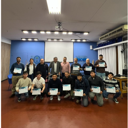 La FACET celebró la culminación del Diplomado en Mantenimiento y Gestión de Maquinaria Agrícola