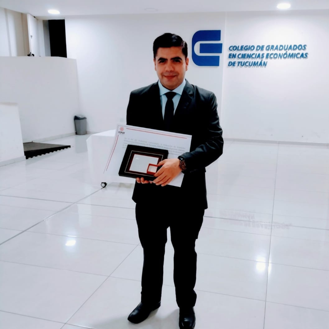 Docente de la FACET fue distinguido por la Federación de Profesionales Universitarios de Tucumán
