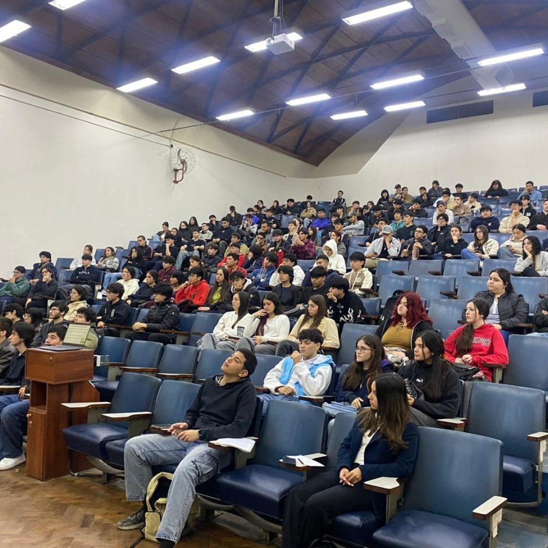 La FACET realizó el taller de ambientación “Te acompañamos en la vida universitaria”